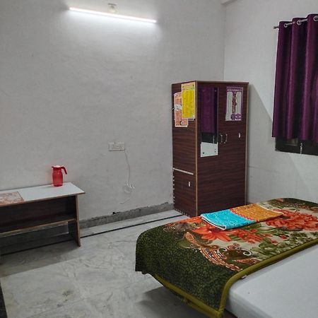 Shri Ji Kripa Kunj Otel Vrindāvan Dış mekan fotoğraf